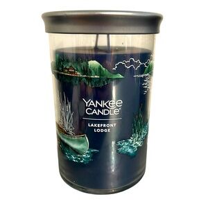 NWT Yankee Candle Lakefront Lodge Scented Candle